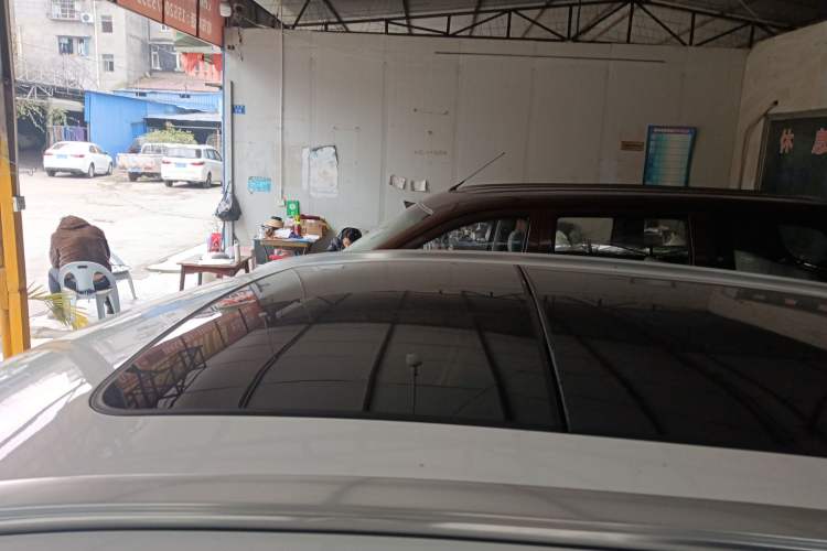 Used Qoros 5 2019 Qoros 5S 1.6 TGDI Prestige Model Roof