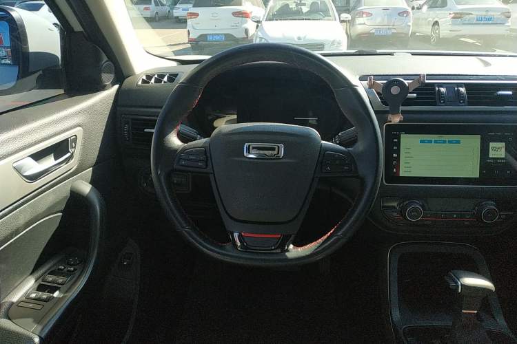 Used Qoros 5 2019 1.6T Automatic Zhiyun Connect (AliOS) Edition Prestige Model Steering Wheel
