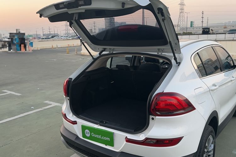 Used Qoros 5 2019 1.6T Automatic Zhiyun Connect (AliOS) Edition Prestige Model Trunk