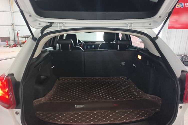 Used Qoros 5 2019 1.6T Automatic Zhiyun Connect (AliOS) Edition Prestige Model Trunk