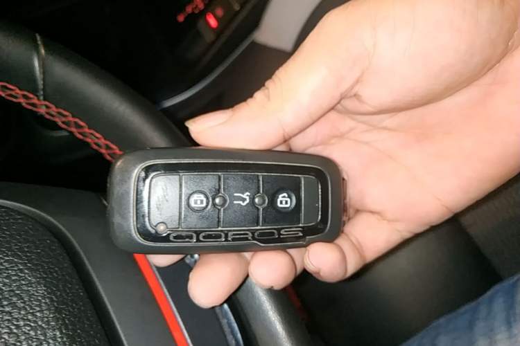 Used Qoros 5 2019 Qoros 5S 1.6 TGDI Prestige Model Vehicle Key