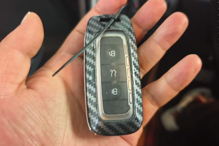 Used Qoros 5 2019 1.6T Automatic Zhiyun Connect (AliOS) Edition Prestige Model Vehicle Key
