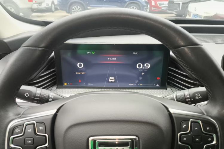 Used Qoros 7 2020 1.8T Cruise Luxury Model Odometer Close Up