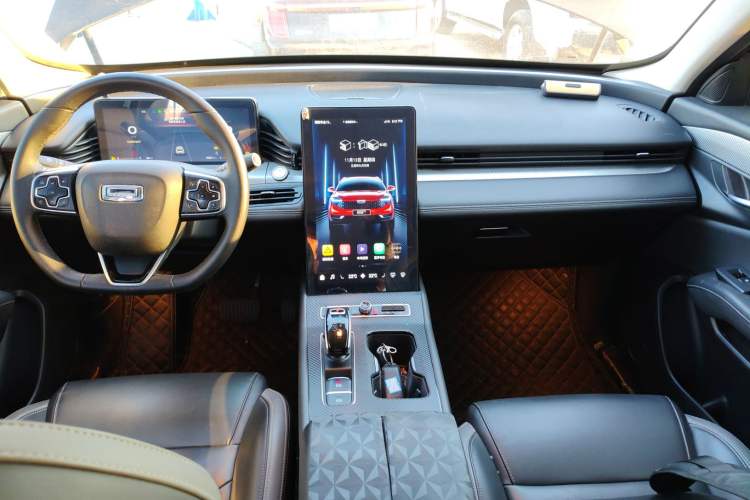 Used Qoros 7 2020 1.6T Cruise Luxury Model Center Console