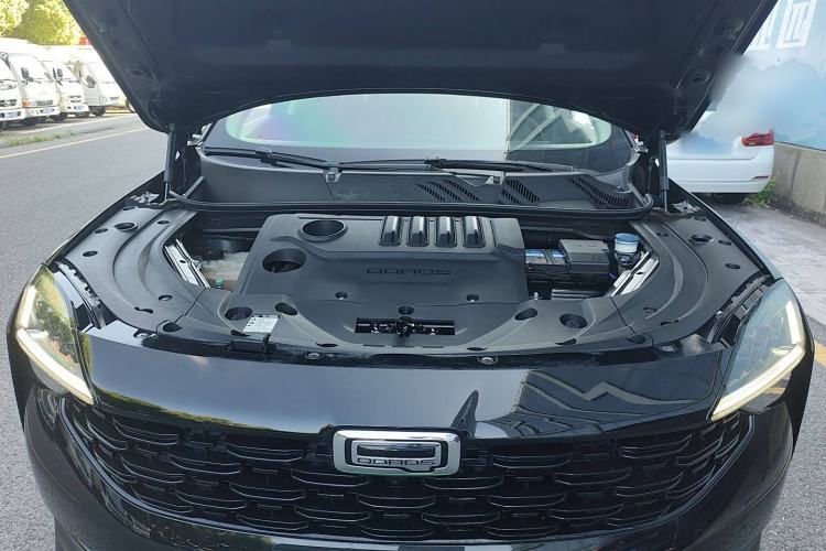 Used Qoros 7 2020 1.6T Escort Elite Model Engine Bay