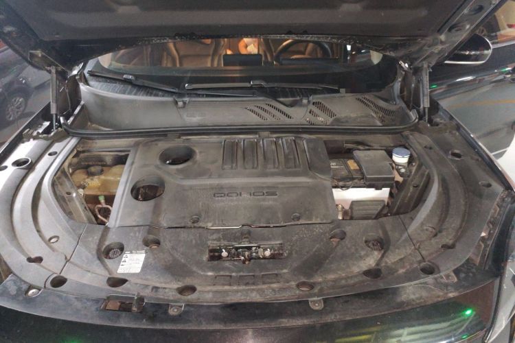 Used Qoros 7 2020 1.6T Escort Elite Model Engine Bay