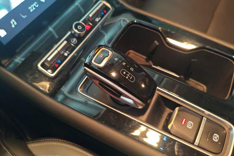 Used Qoros 7 2020 1.6T Cruise Luxury Model Gear Lever