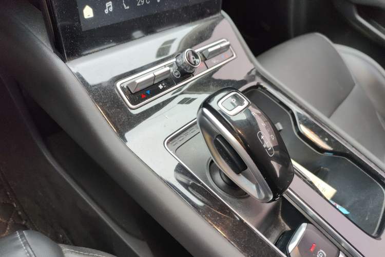 Used Qoros 7 2020 1.6T Cruise Luxury Model Gear Lever