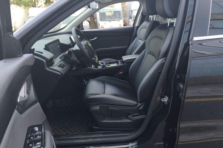 Used Qoros 7 2020 1.6T Escort Elite Model Left Front Seat
