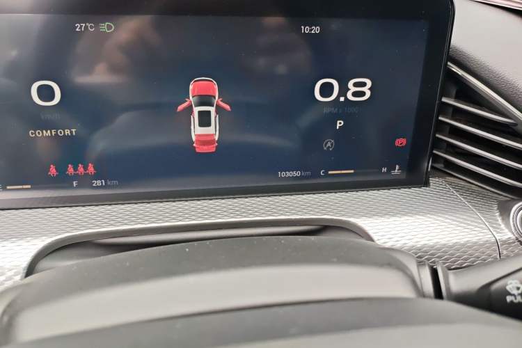 Used Qoros 7 2020 1.8T Cruise Luxury Model Odometer Close Up
