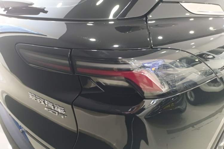 Used Qoros 7 2020 1.8T Flagship Navigation Model Right Rear Taillight