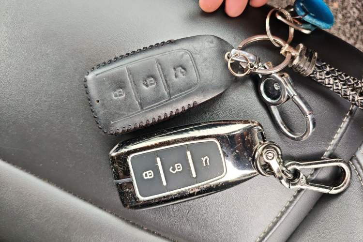 Used Qoros 7 2020 1.8T Cruise Luxury Model Vehicle Key