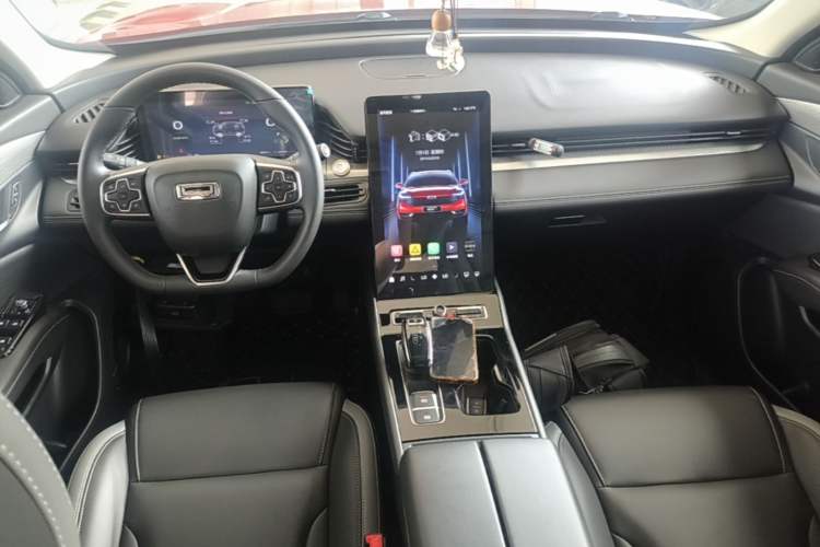 Used Qoros 7 2020 1.8T Cruise Luxury Model Center Console