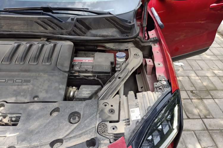 Used Qoros 7 2020 1.8T Escort Elite Edition Engine Bay Left