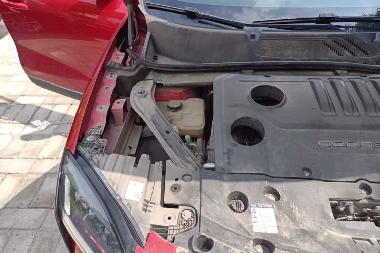 Used Qoros 7 2020 1.8T Escort Elite Edition Engine Bay Right