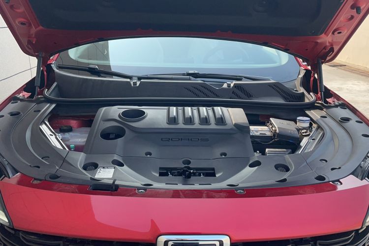 Used Qoros 7 2020 1.6T Escort Elite Model Engine Bay