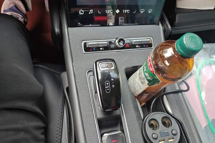Used Qoros 7 2020 1.8T Flagship Navigation Model Gear Lever