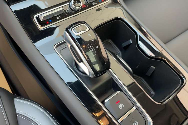 Used Qoros 7 2020 1.8T Cruise Luxury Model Gear Lever