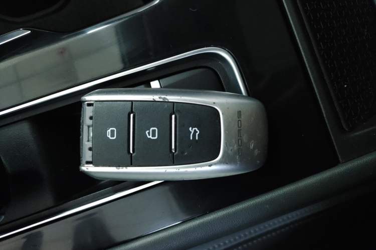 Used Qoros 7 2020 1.6T Escort Elite Model Interior 1