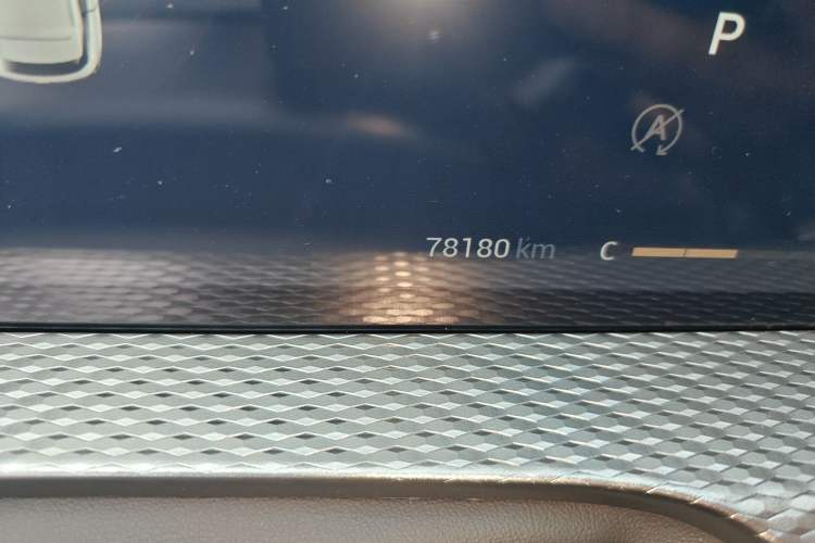 Used Qoros 7 2020 1.8T Flagship Navigation Model Odometer Close Up