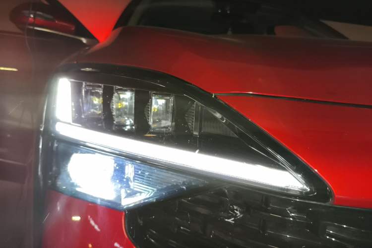 Used Qoros 7 2020 1.6T Cruise Luxury Model Right Front Headlight