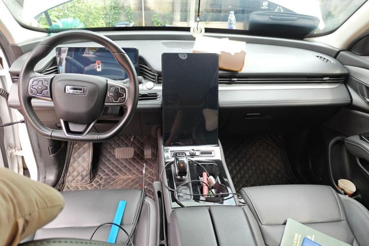Used Qoros 7 2020 1.6T Cruise Luxury Model Center Console