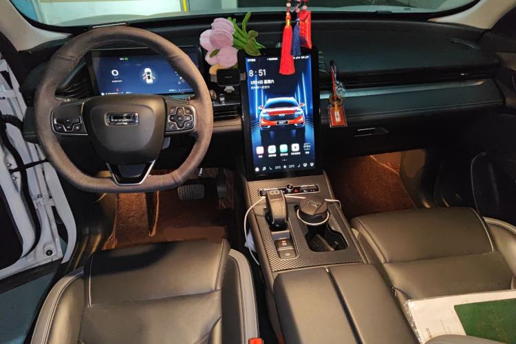 Used Qoros 7 2020 1.8T Flagship Navigation Model Center Console