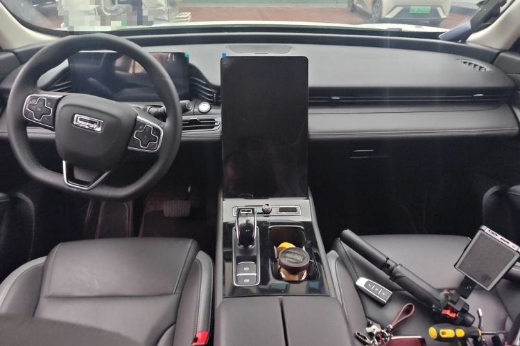 Used Qoros 7 2020 1.8T Escort Elite Edition Center Console