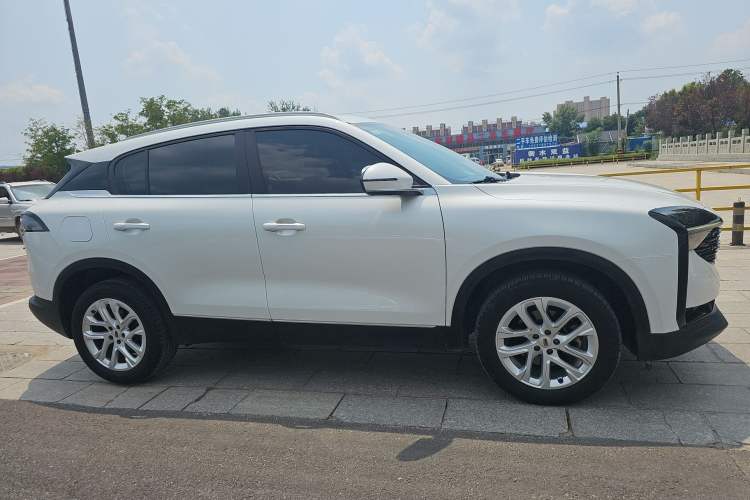 Used Qoros 7 2020 1.6T Escort Elite Model Exterior 2