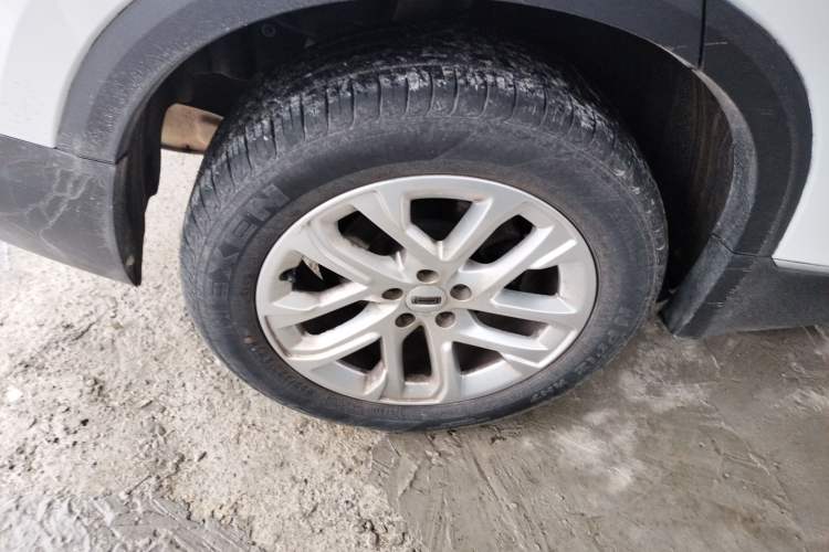 Used Qoros 7 2020 1.6T Escort Elite Model Exterior 3