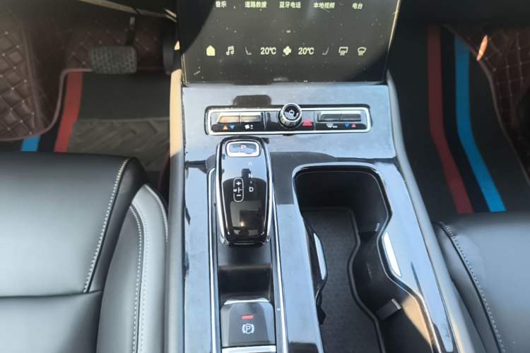 Used Qoros 7 2020 1.6T Escort Elite Model Gear Lever
