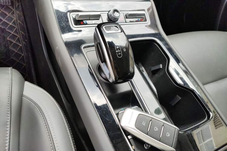 Used Qoros 7 2020 1.6T Cruise Luxury Model Gear Lever