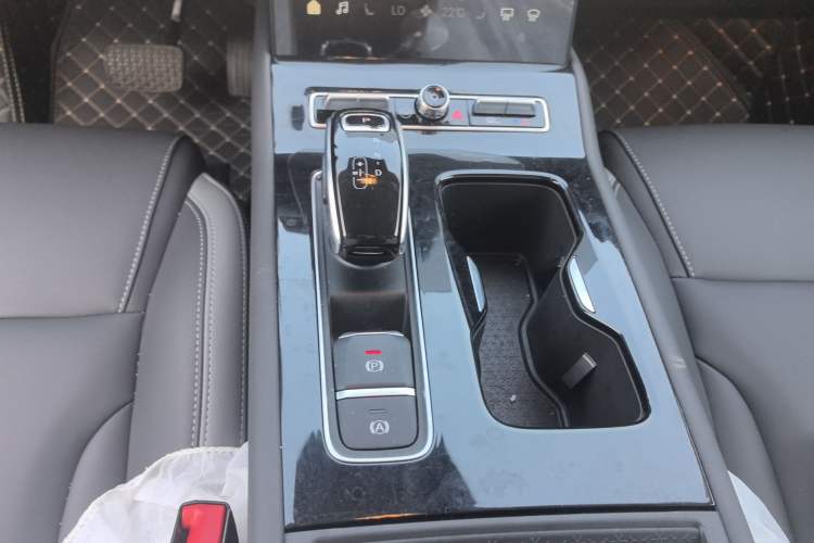 Used Qoros 7 2020 1.8T Cruise Luxury Model Gear Lever