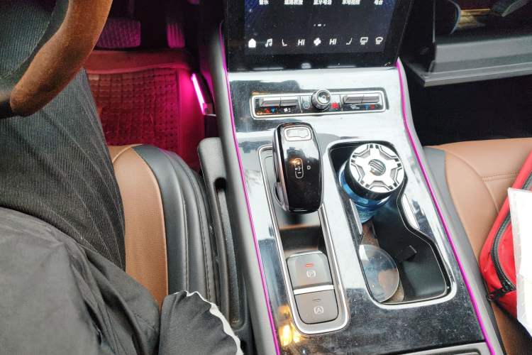 Used Qoros 7 2020 1.8T Cruise Luxury Model Gear Lever