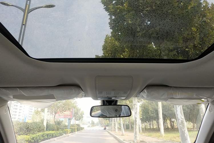 Used Qoros 7 2020 1.8T Escort Elite Edition Headliner