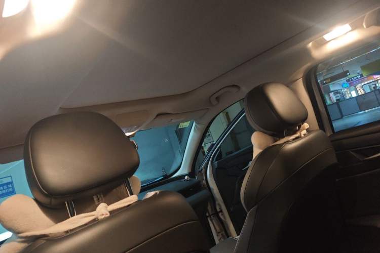 Used Qoros 7 2020 1.8T Escort Elite Edition Headliner