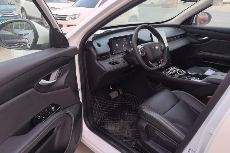 Used Qoros 7 2020 1.8T Escort Elite Edition Interior 2