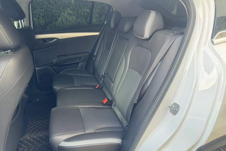 Used Qoros 7 2020 1.8T Flagship Navigation Model Left Rear Seat