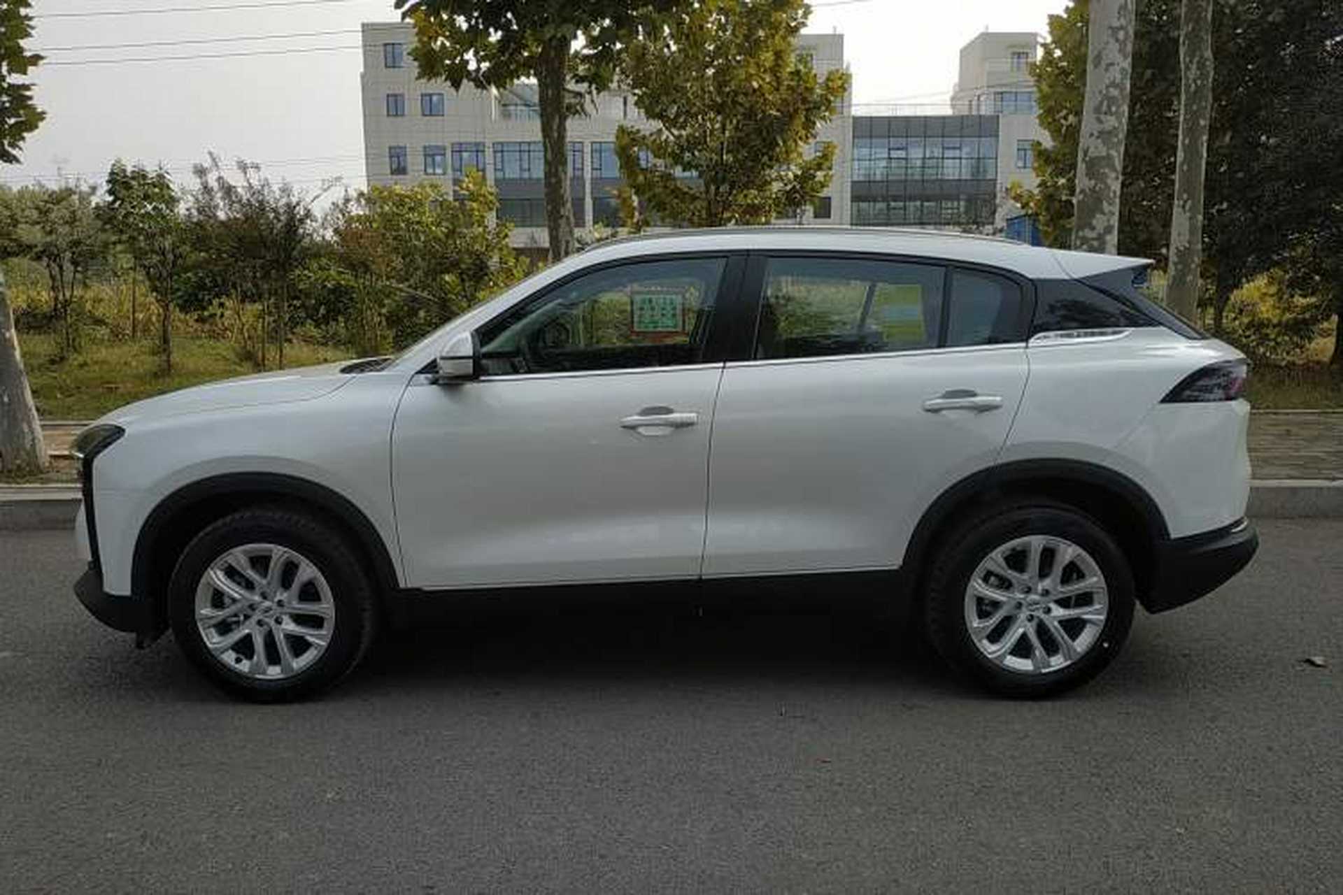 Used Qoros 7 2020 1.8T Escort Elite Edition Left Side