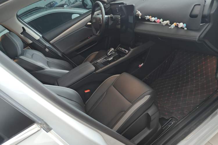 Used Qoros 7 2020 1.6T Cruise Luxury Model Right Front Seat