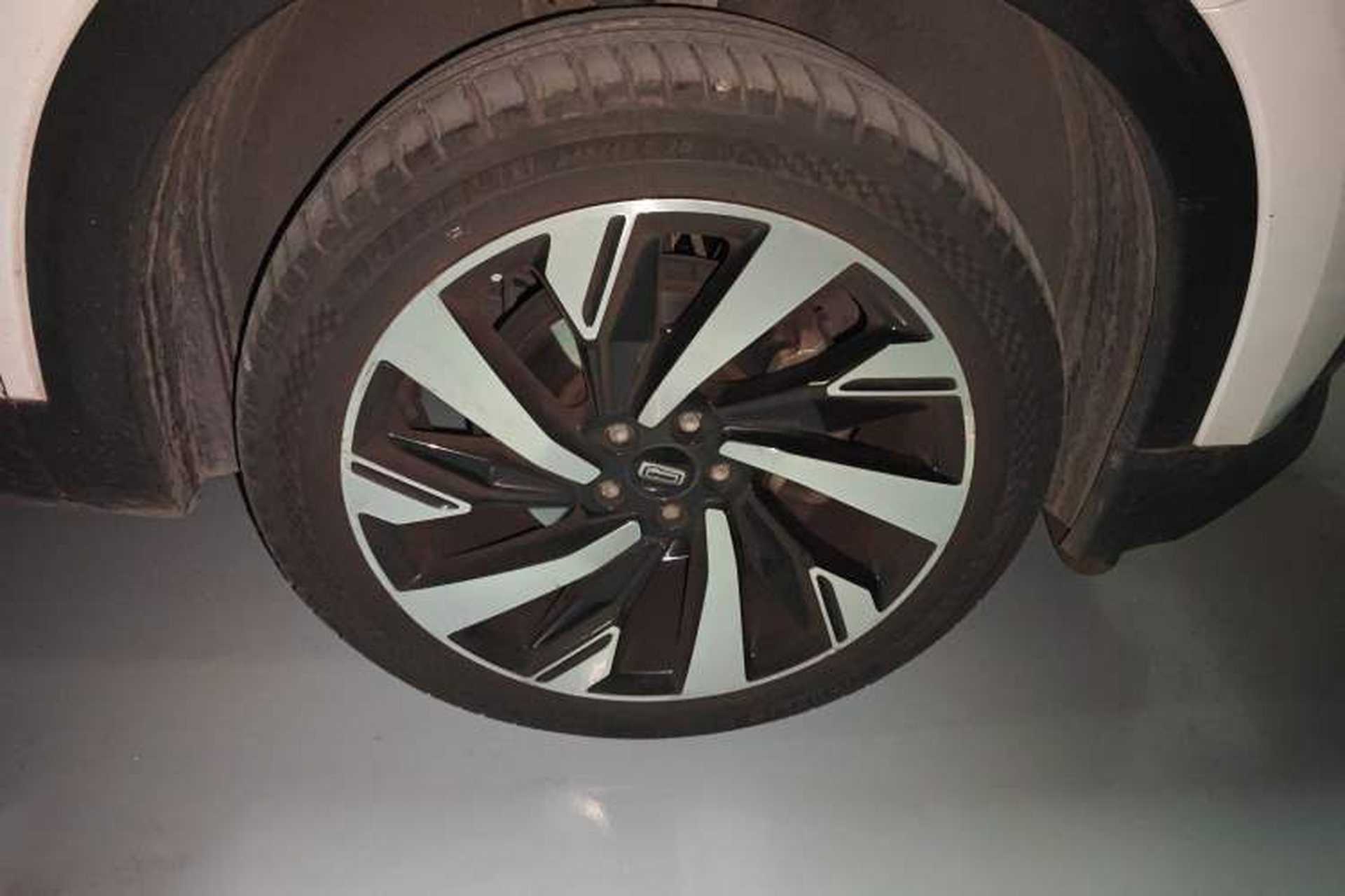 Used Qoros 7 2020 1.8T Flagship Navigation Model Right Front Wheel Hub