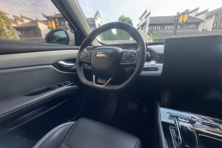 Used Qoros 7 2020 1.8T Flagship Navigation Model Steering Wheel