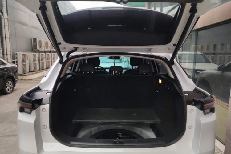 Used Qoros 7 2020 1.8T Flagship Navigation Model Trunk