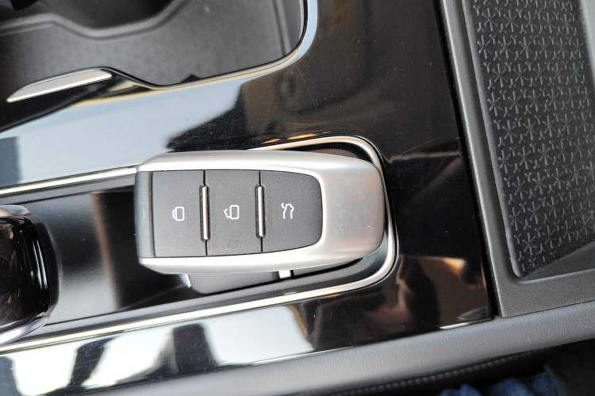 Used Qoros 7 2020 1.6T Cruise Luxury Model Vehicle Key
