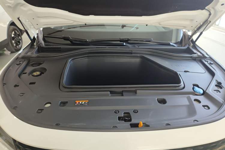 Used Radar Horizon 2023 550 km Enjoyment Edition Engine Bay