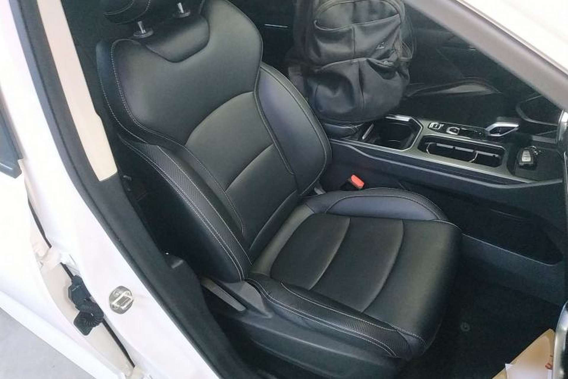 Used Radar Horizon 2023 410 km Entrepreneur Edition Right Front Seat