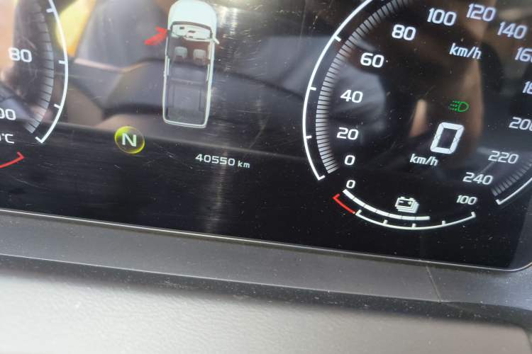 Used Radar Horizon 2023 410 km Entrepreneur Edition Odometer Close Up
