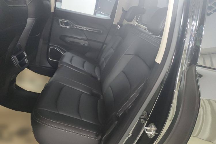 Used Radar Horizon 2023 410 km Science & Innovation Version Left Rear Seat