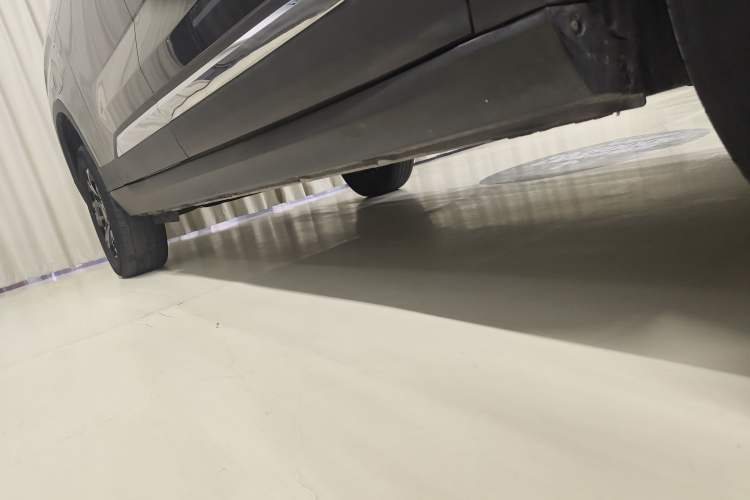 Used Radar Horizon 2023 410 km Science & Innovation Version Right Side Sill