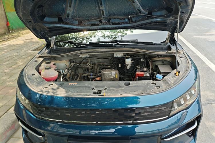 Used Radar Horizon 2023 410 km Entrepreneur Edition Engine Bay